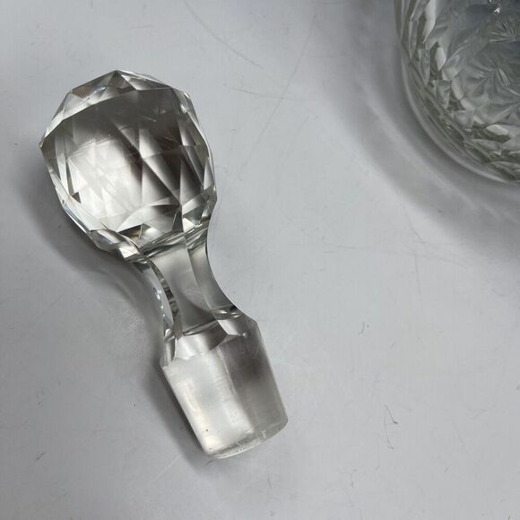 Vintage Glass Decanter‎ w/ Stopper Clear Diamond - Picture 9 of 16
